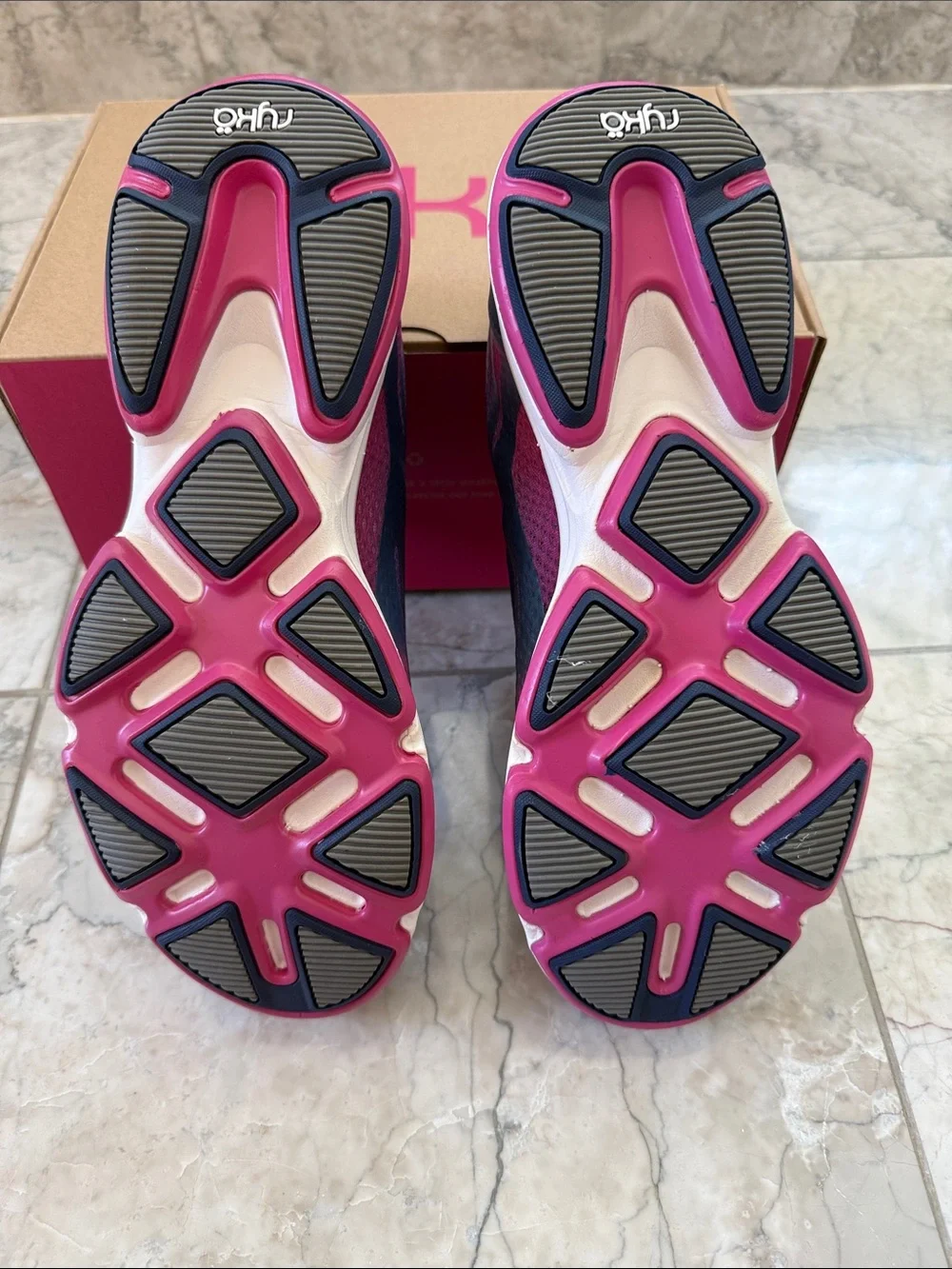 Ryka Devo Plus 2 Women's Walking Shoes NIB Navy/Pink Size 9M